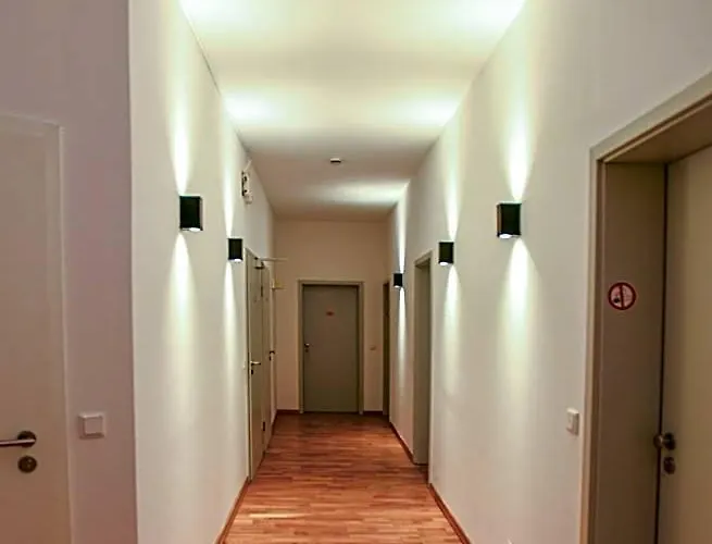 Apadana Frankfurt 2* Frankfurt am Main